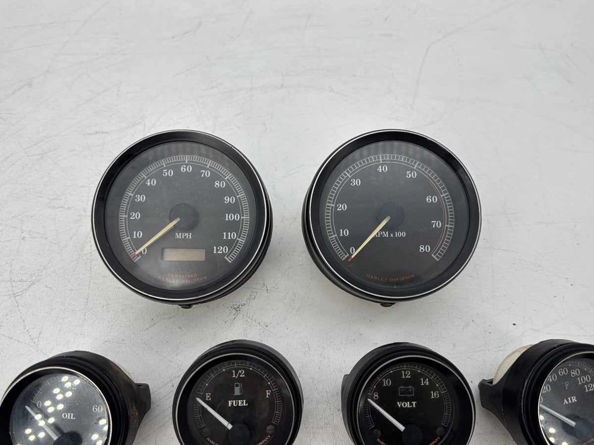 1999 - 2006 Harley-Davidson Touring Electra Glide Classic Air Oil Volt Fuel Tacho Speedo Gauges 60677-94A
