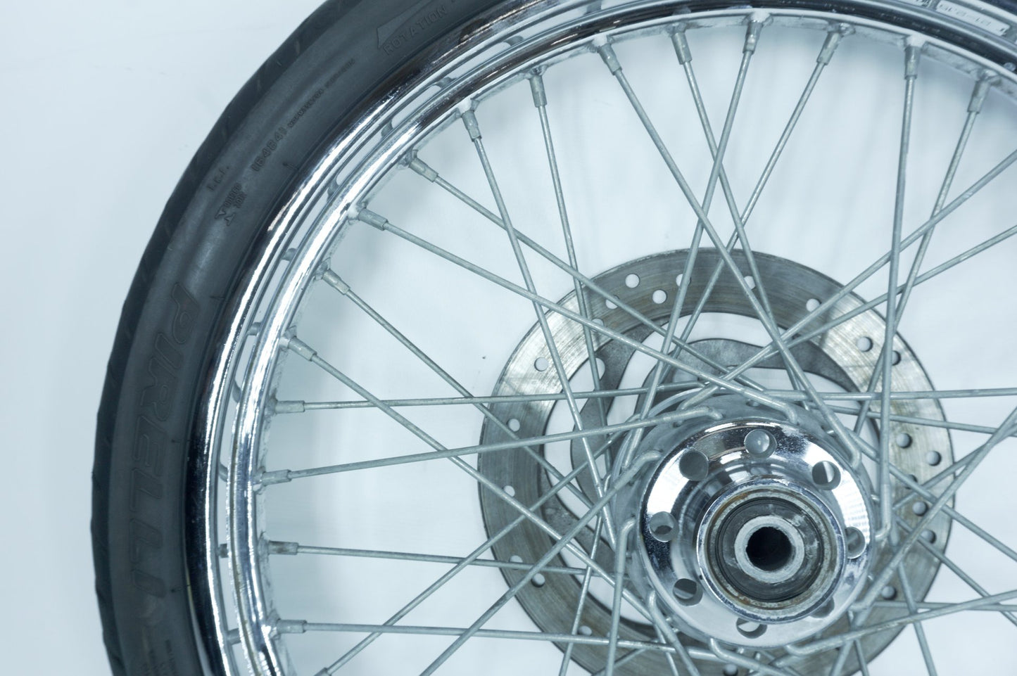 01 Harley Softail FXSTB Night Train OEM Front Wheel Rim Tire Spoked MH90-21 21"