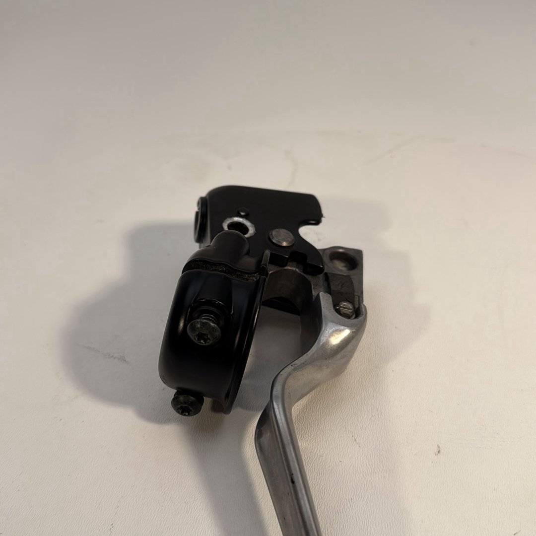 1984 - 1998 Harley-Davidson Touring Road King Police Front Left Hand Clutch Lever  	45015-96