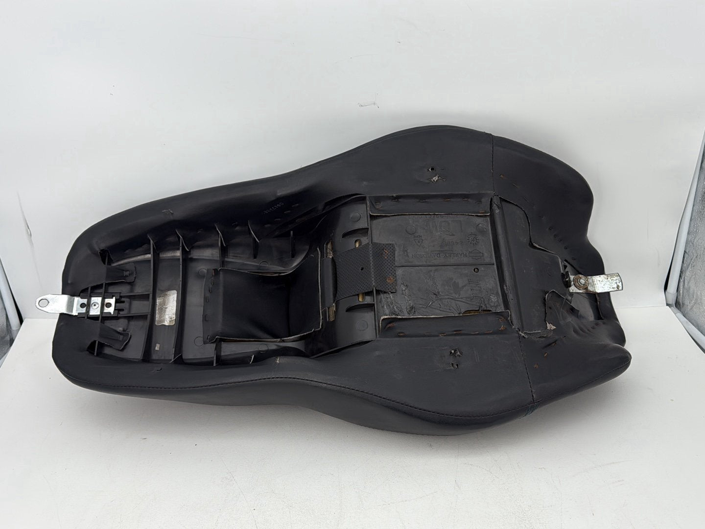 Harley-Davidson Misc  Passenger Rider Driver Seat Saddle HDMC