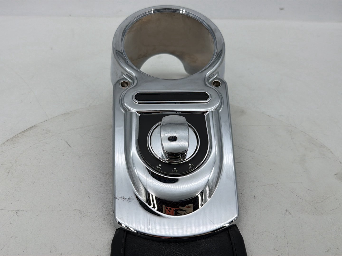 2007 - 2017 Harley-Davidson Dyna Super Glide Custom Fuel Gas Tank Dash Console NOKey 71211-04