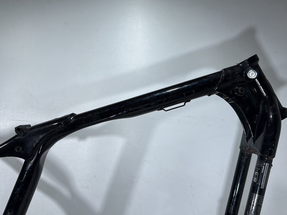 2009 Harley Sportster XL1200 L 1200 Low OEM Body Main Frame Chassis CLN CLR