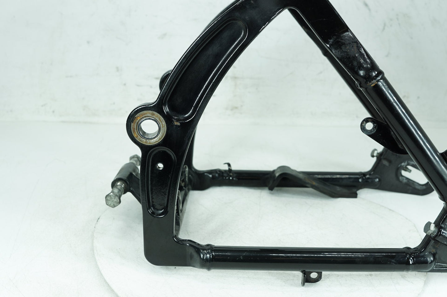 1999 - 2006 Harley-Davidson Softail Fat Boy Rear Fork Swingarm Swing Arm 47573-00A