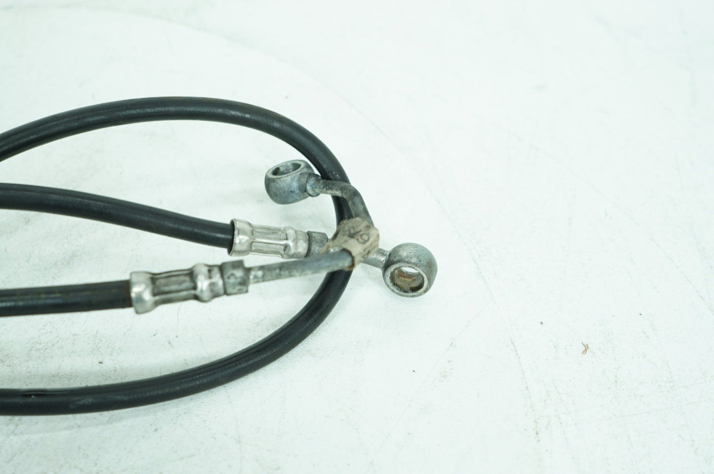 2011 Harley Touring FLHX Street Glide OEM Front Brake Hose Line Pipe ABS