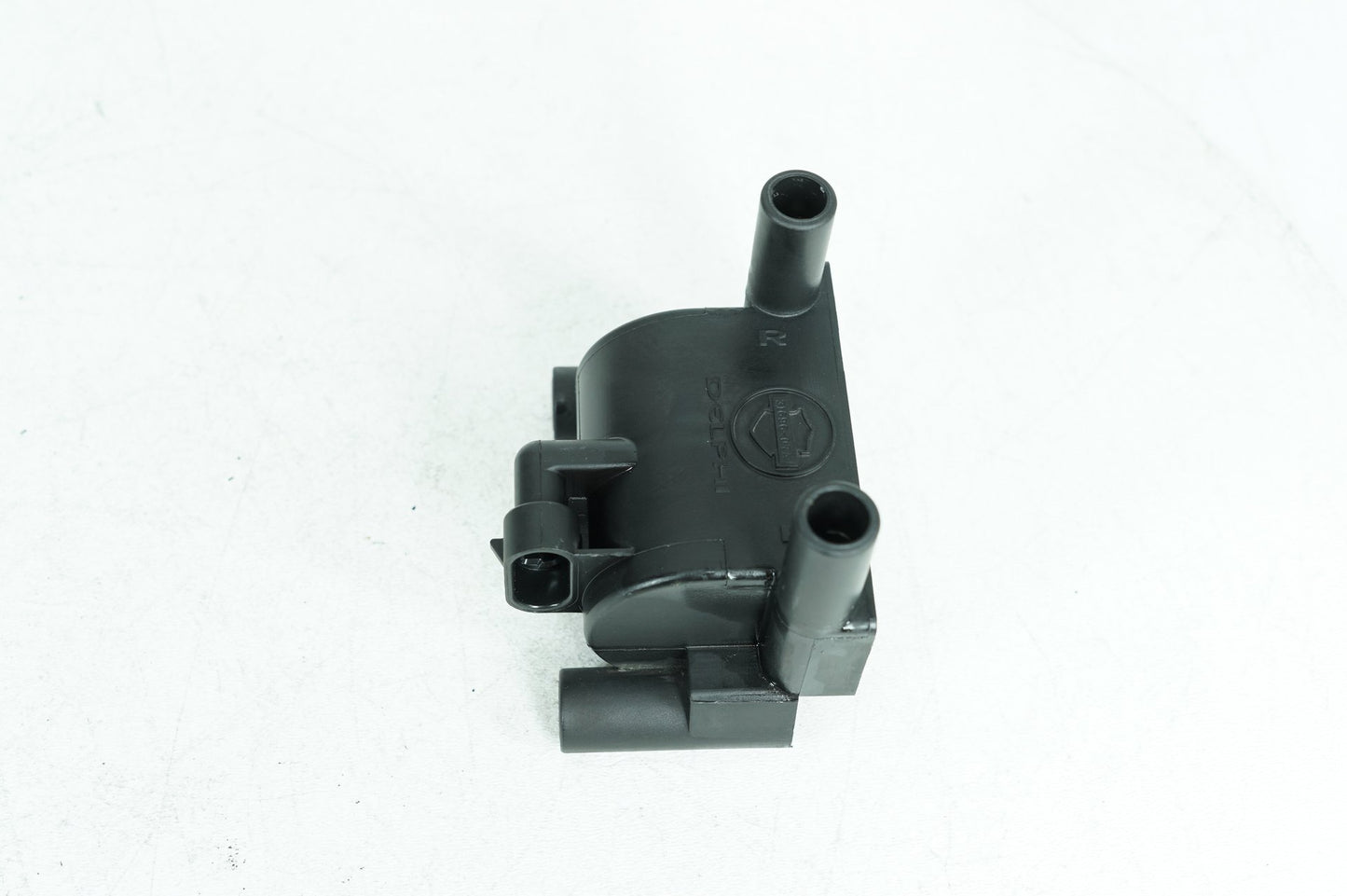 2008 - 2016 Harley-Davidson Touring Electra Glide Classic Ignition Coil Spark Igniter  	31696-07A