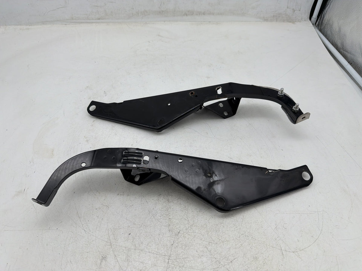 2010 Harley Street Glide Touring FLHX OEM Right Left Fairing Support Brackets