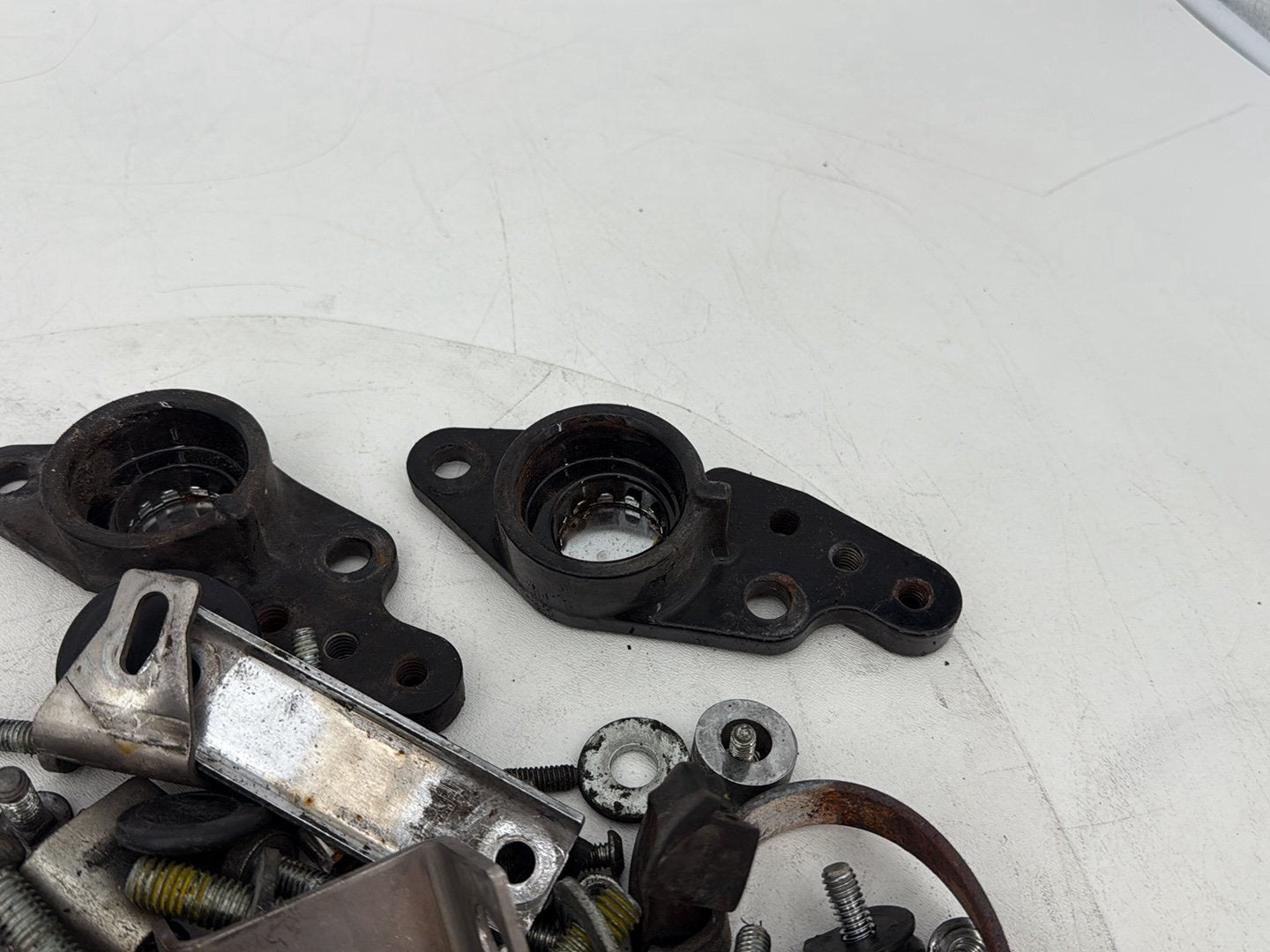 1999 - 2006 Harley-Davidson Touring Electra Glide Hardware Bolts Nuts & Brackets w/ Left Right Fork Swingarm Brackets