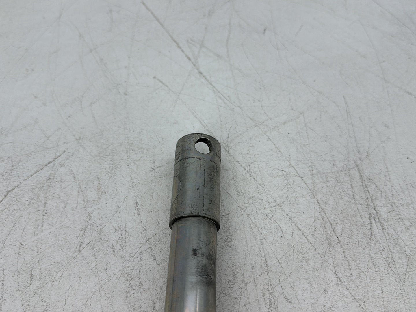 2010 Harley Dyna Fat Bob FXDF OEM Front Wheel Axle Bolt Shaft