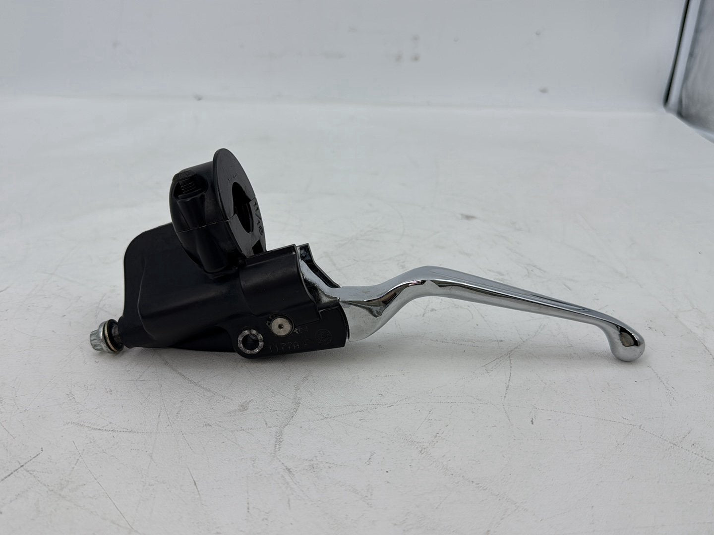 2007 - 2012 Harley-Davidson Touring Electra Glide Ultra Front Right Brake Lever Master Cylinder