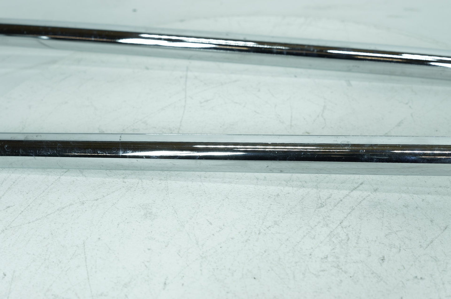 2007 - 2011 Harley-Davidson Touring Street Glide Rear Left Right Saddlebag Guard Rails Bar 49206-04