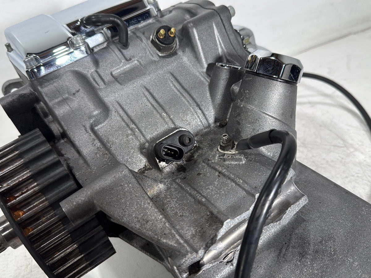 2013 Harley Electra Touring CVO OEM 6 Speed Transmission Gearbox 32K * CRACKED *