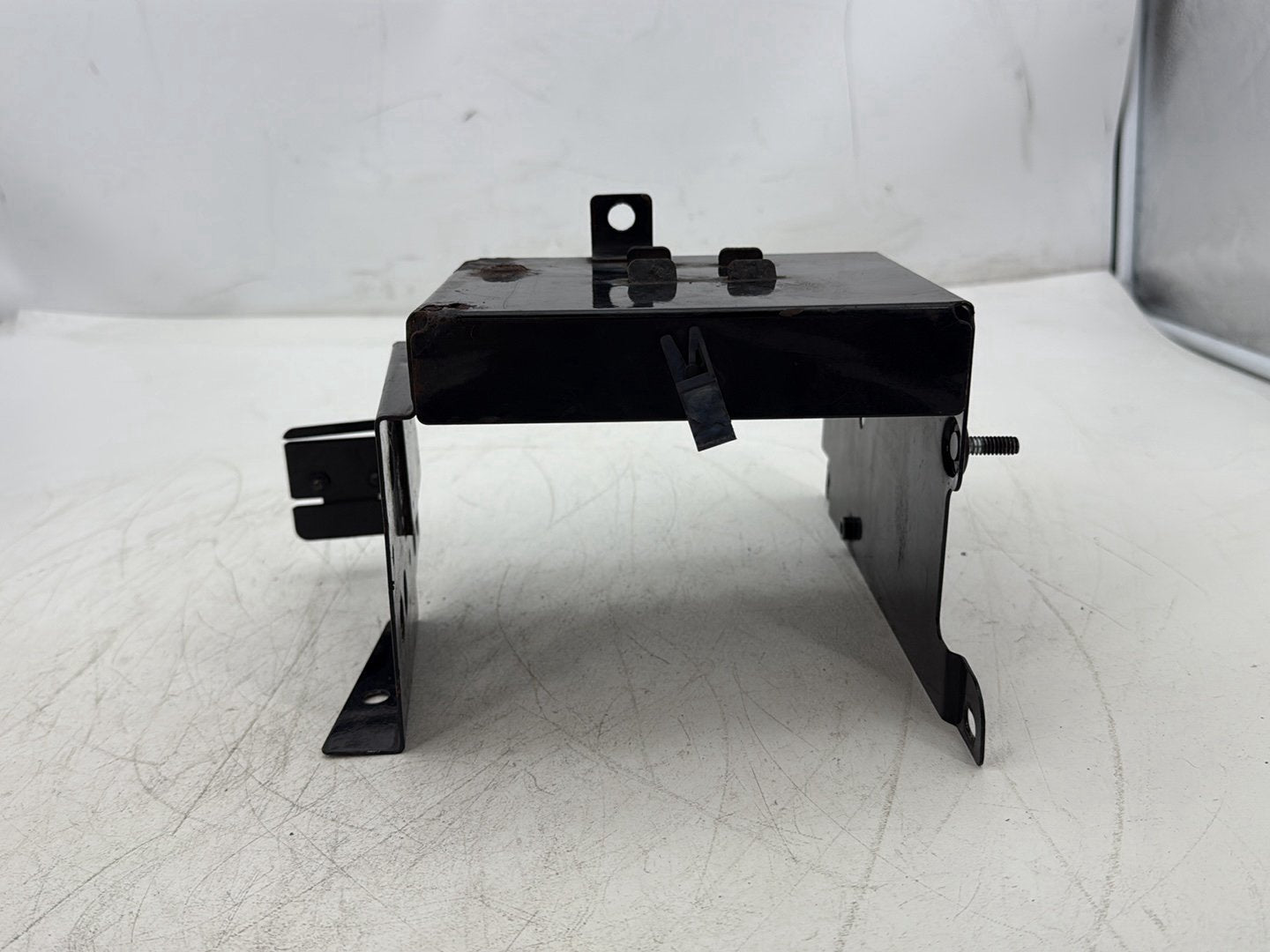 2000 Harley Touring Electra Glide Ultra OEM Battery Tray Bracket Holder Carrier