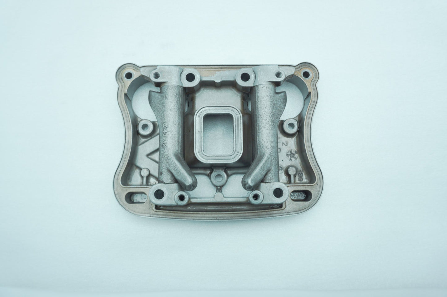 1991 - 2003 Harley-Davidson Sportster  Twin Cam Lower 1 Rocker Box 17543-99A 17501-86B
