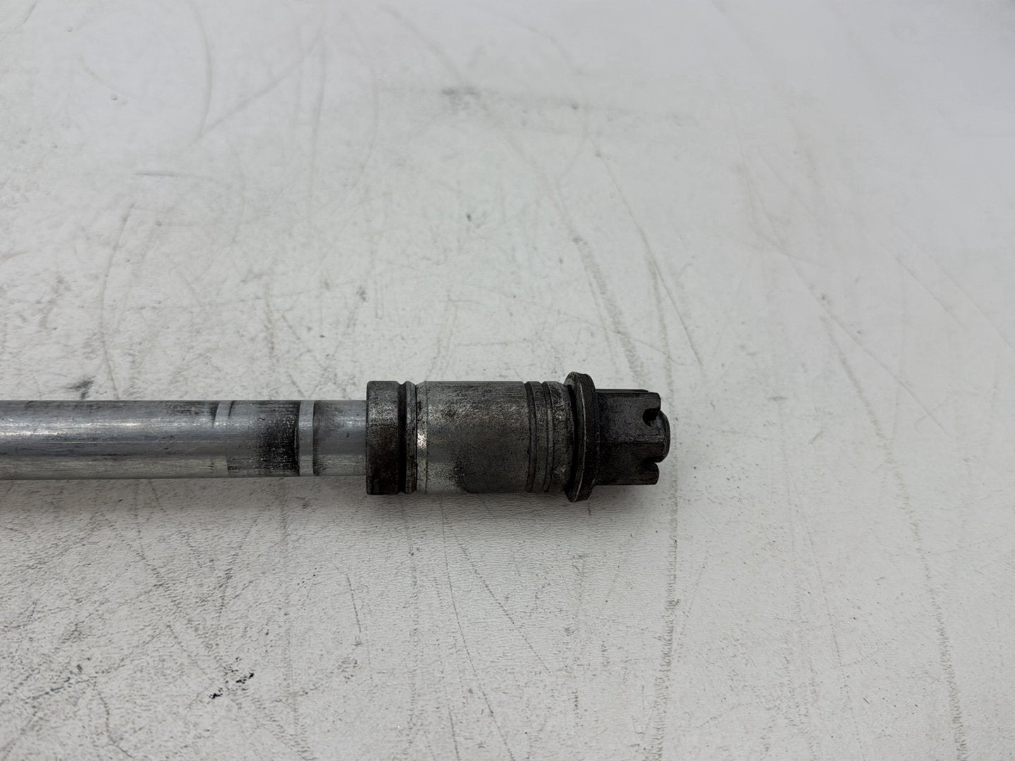 2000 Harley Touring FLHTCUI Electra Glide Ultra OEM Rear Wheel Axle Bolt Shaft