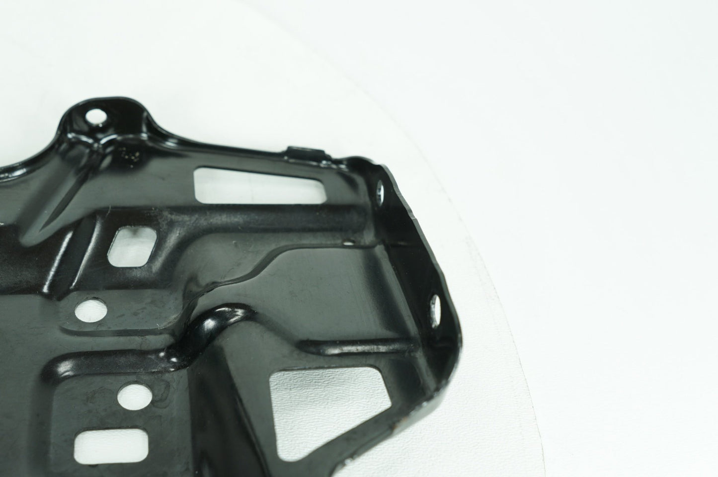 2007 - 2016 Harley-Davidson Touring Street Glide Inner Fairing Mount Support Bracket 57000186
