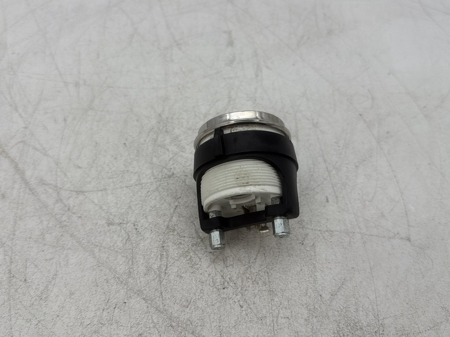 2010 Harley Street Glide Touring FLHX OEM Air Gauge Temperature Instrument Cluster
