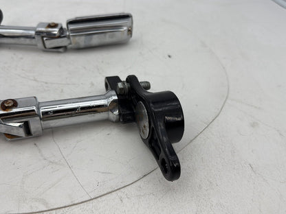 2008 Harley Touring Electra Glide Ultra OEM Passenger Left &amp; Right Foot Pegs