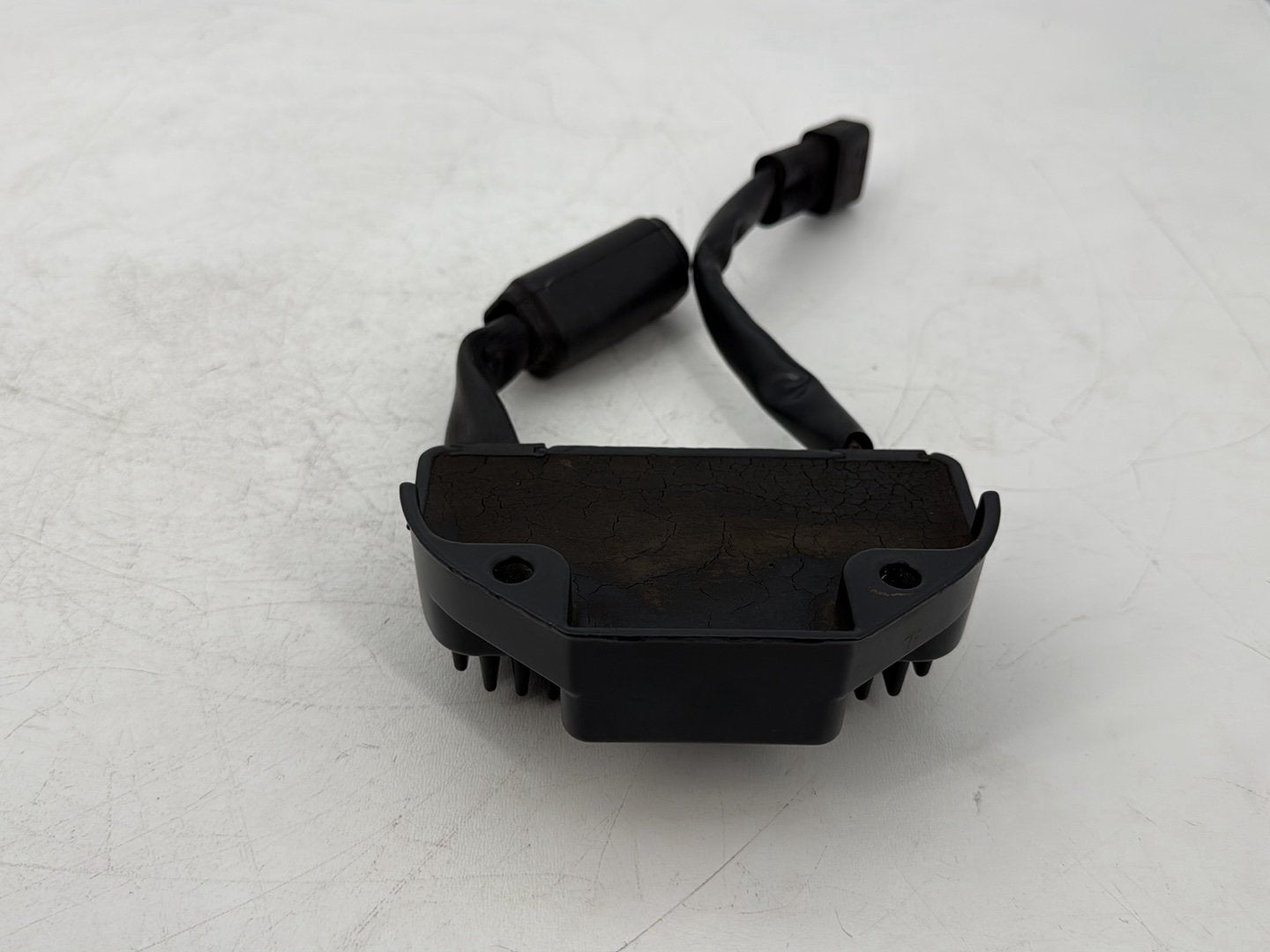 1999 - 2006 Harley-Davidson Dyna Super Glide Voltage Regulator Rectifier  74631-04