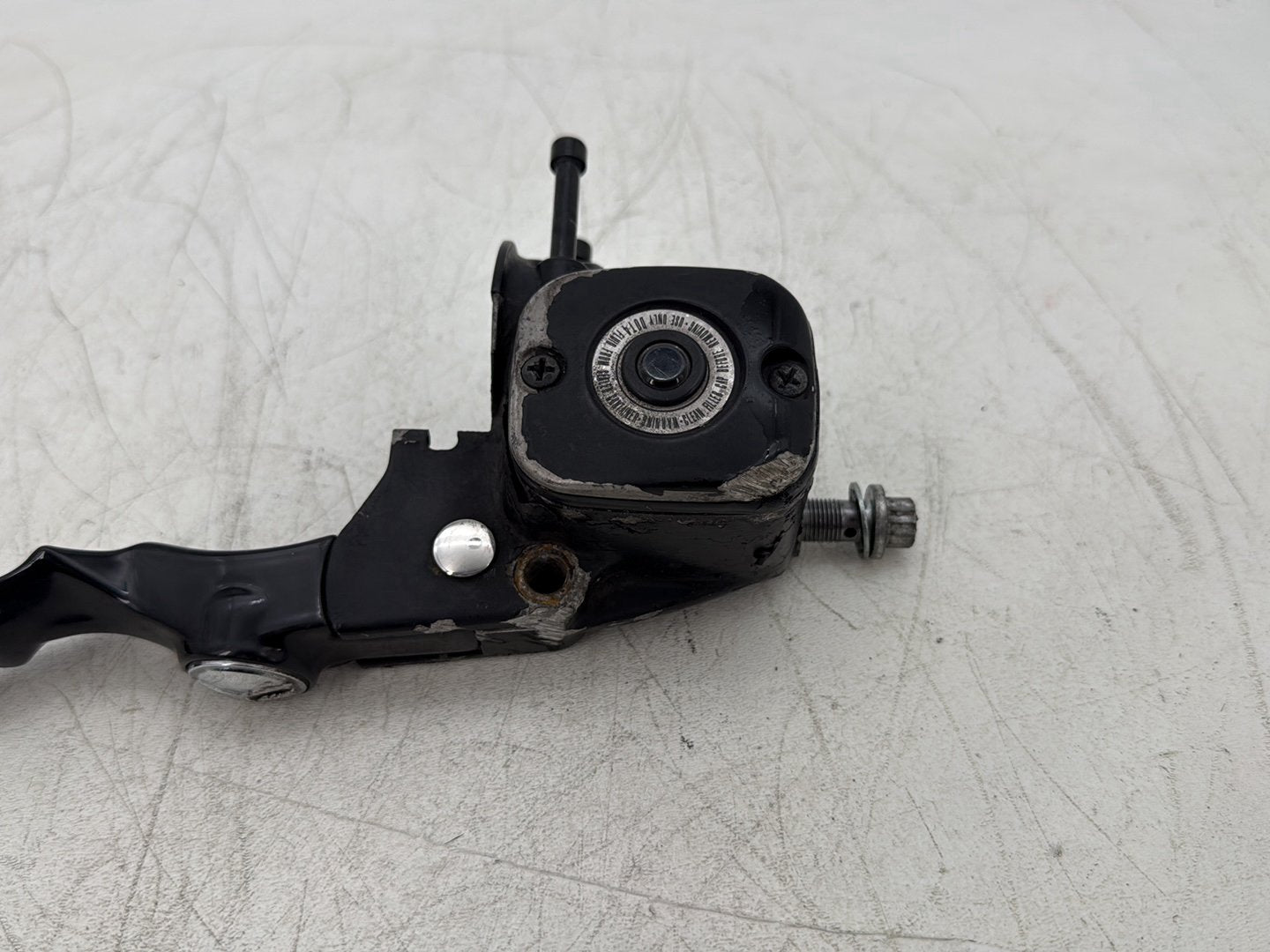 2011 Harley Softail FLSTFB Fat Boy OEM Front Right Brake Lever Master Cylinder