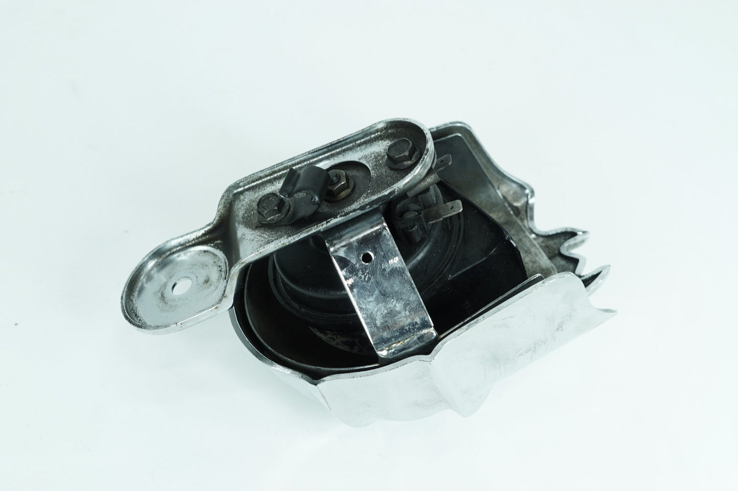 1983 - 1998 Harley-Davidson Dyna Super Glide Horn Signal Klaxon Chrome Cover K7718