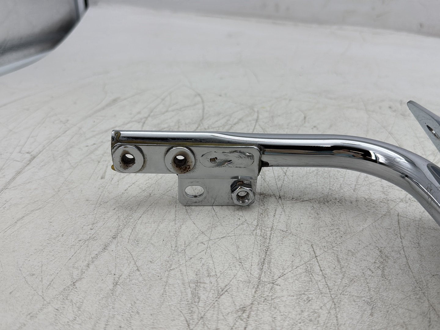 07 Harley Electra Glide Touring Ultra OEM Rear License Plate Support Bar Holder