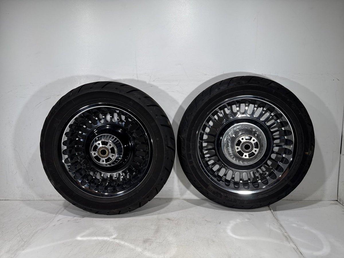 2011 Harley Electra Glide Touring Ultra OEM Front & Rear Wheel Rim Tire 16" 17"