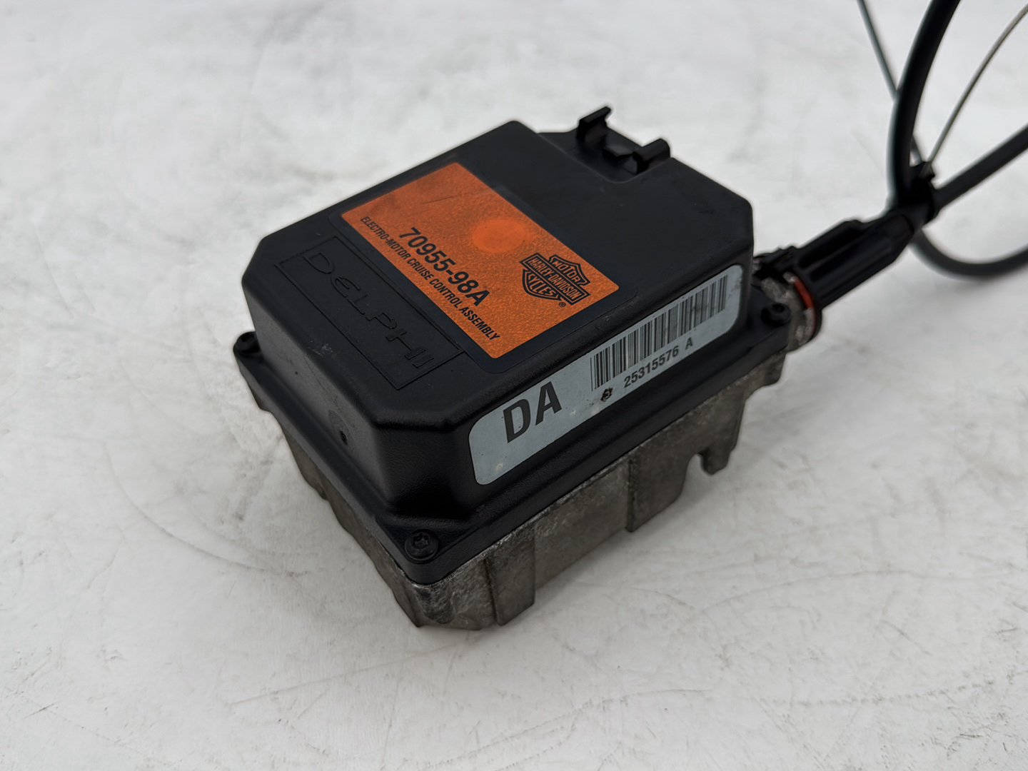 1999 - 2006 Harley-Davidson Touring Electra Glide Classic Cruise Control Actuator 70955-98A 70955-98A