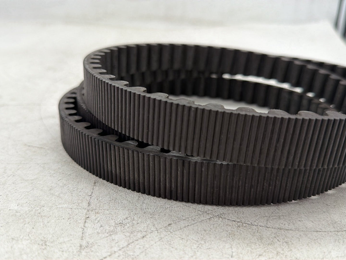 2009 Harley Road Glide Touring FLTR OEM Rear Drive Belt 40024-09 140T 1"