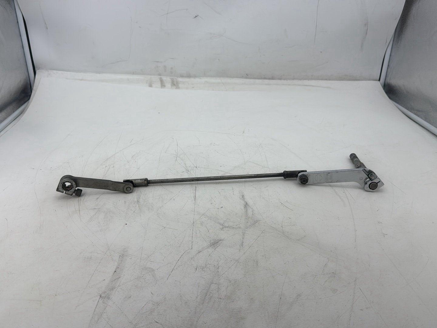 2011 Harley Electra Glide Ultra FLHTK OEM Gear Shifter Lever w/ Rod linkage