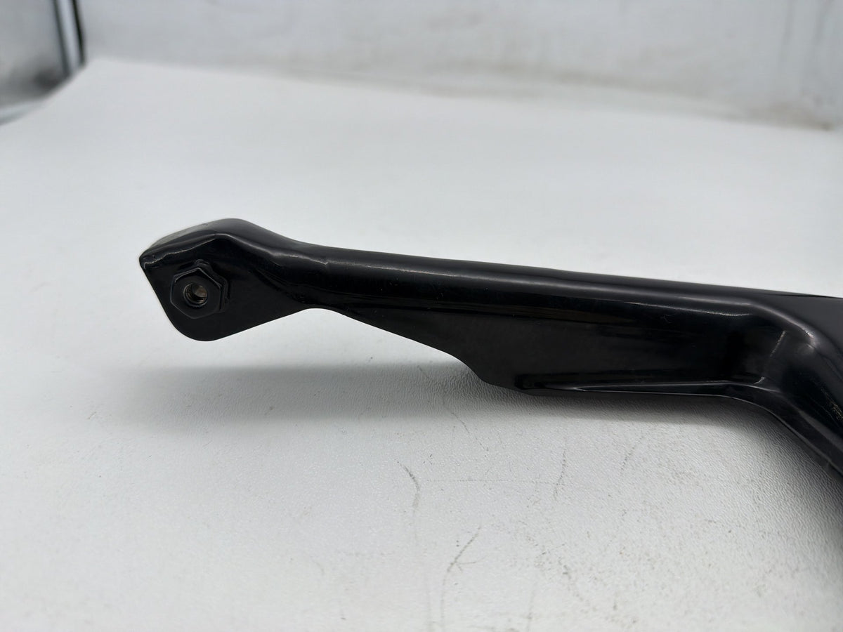2011 Harley Softail Deluxe FLSTN OEM Seat Bracket Mount Support Mounting