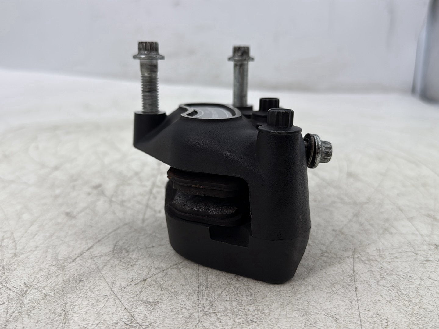 2006 Harley Road King Touring FLHRCI Classic OEM Front Left 1 Brake Caliper