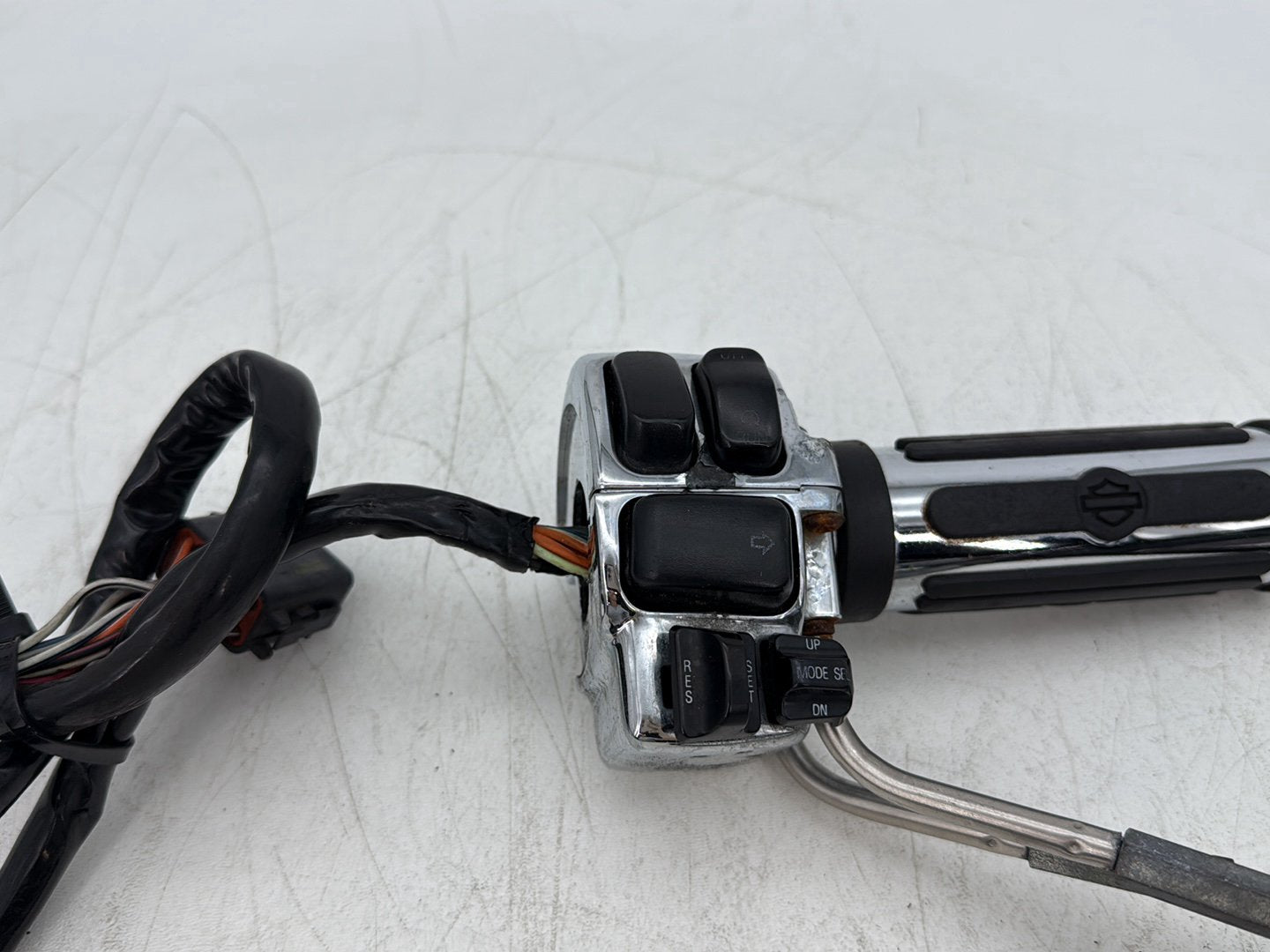 2000 Harley Touring Electra Ultra OEM Right Engine Start Kill Switches Controls