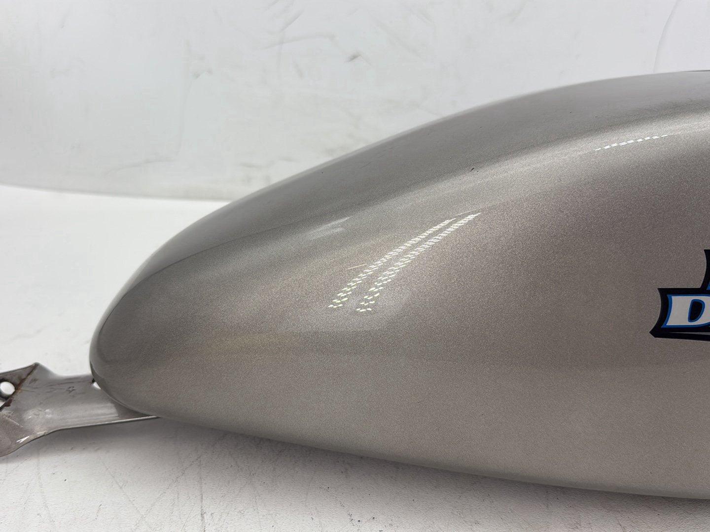 2009 Harley Sportster 883 Low XL883L OEM Fuel Gas Tank Gasoline Reservoir