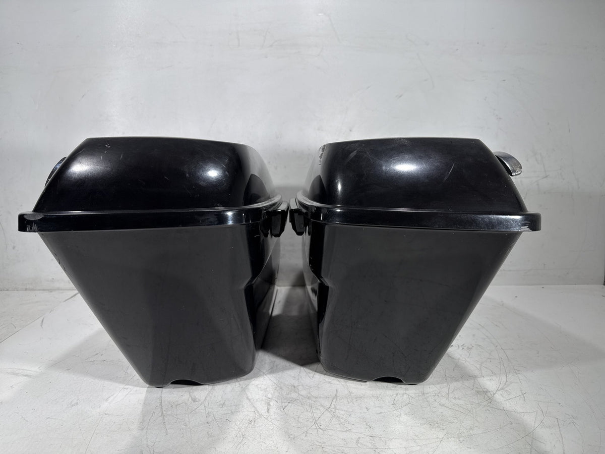 11 Harley Street Glide Touring FLHX-103 OEM Left Right Saddlebags Luggage NOKey