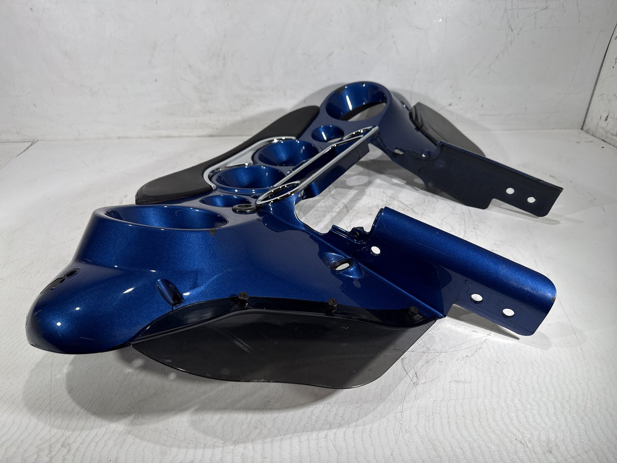 07 Harley Electra Glide Touring CVO Eagle OEM Front Inner Batwing Fairing Cover