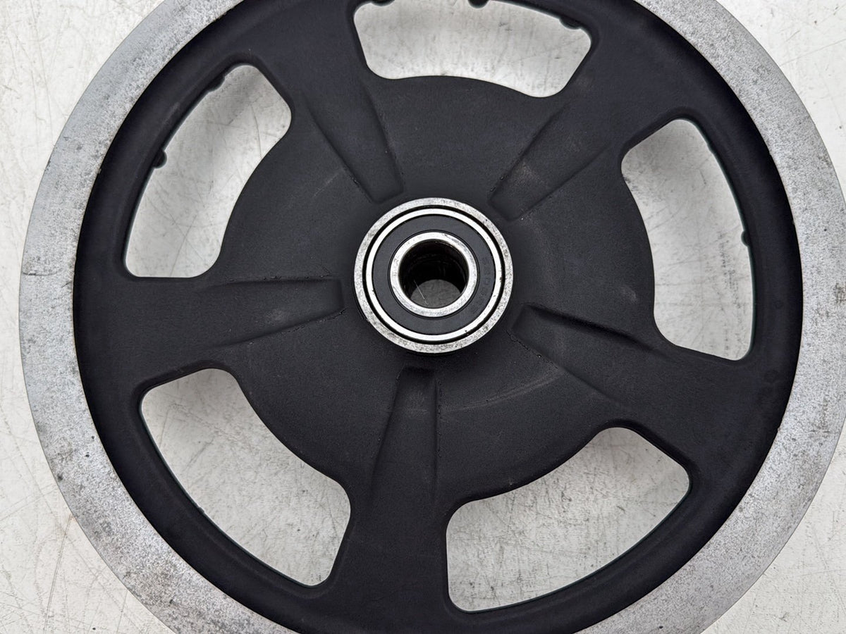 12 Harley Road Glide FLTRX OEM Rear Driver Pulley Sprocket 68T 1"