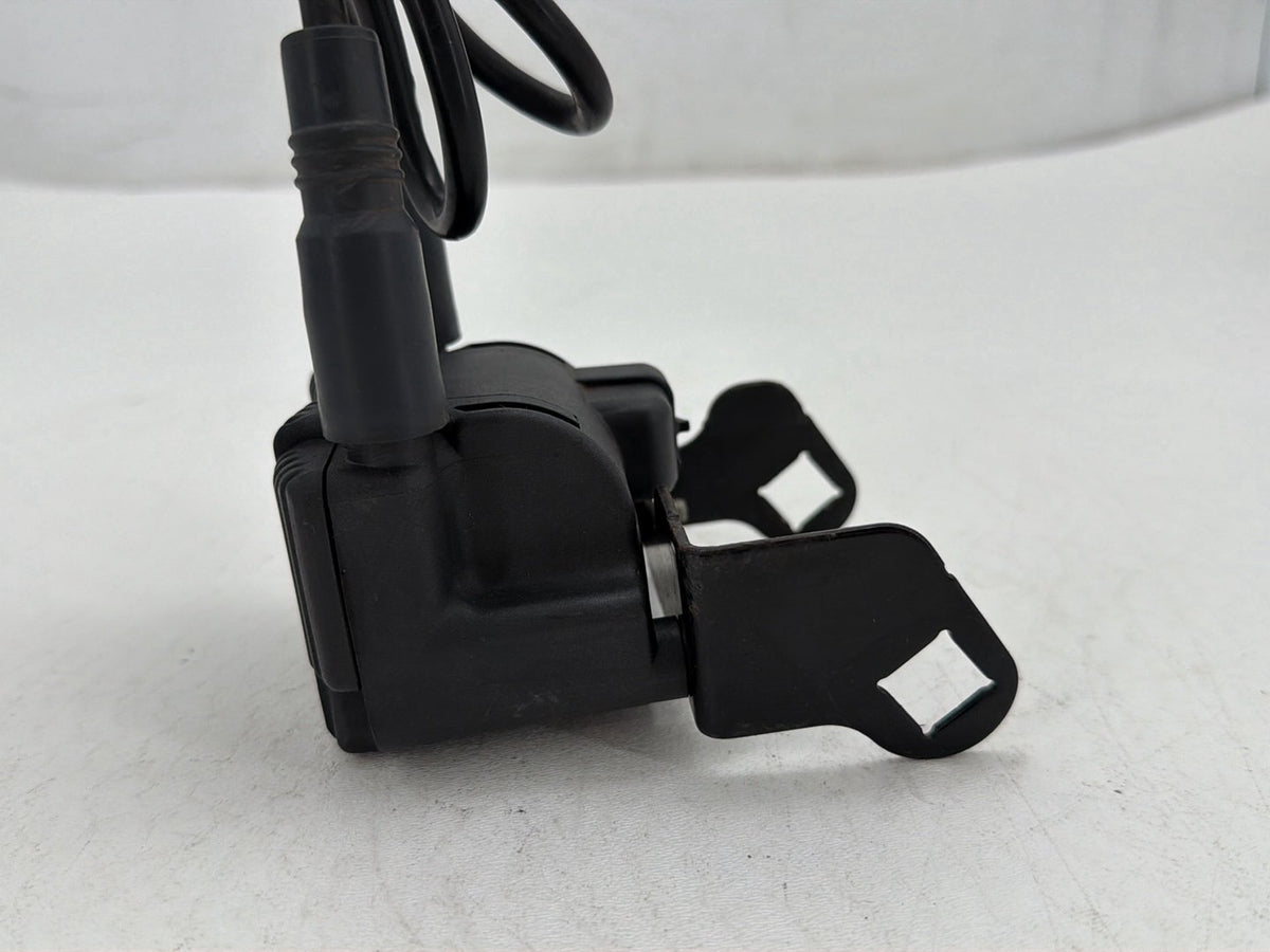 2005 Harley Electra Glide Touring Ultra OEM Ignition Coil Spark Plugs Cable