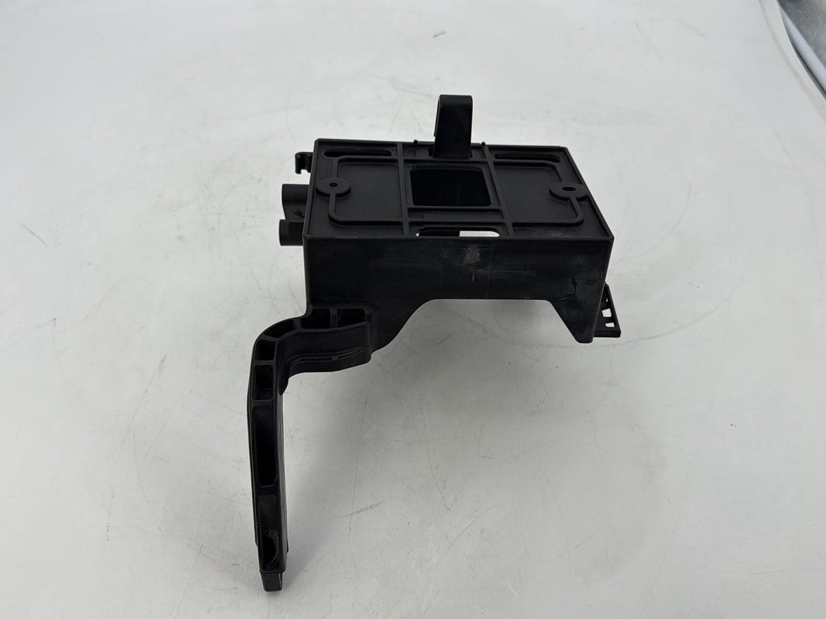 2008 Harley Touring Electra Glide Ultra OEM Battery Tray Bracket Holder Carrier
