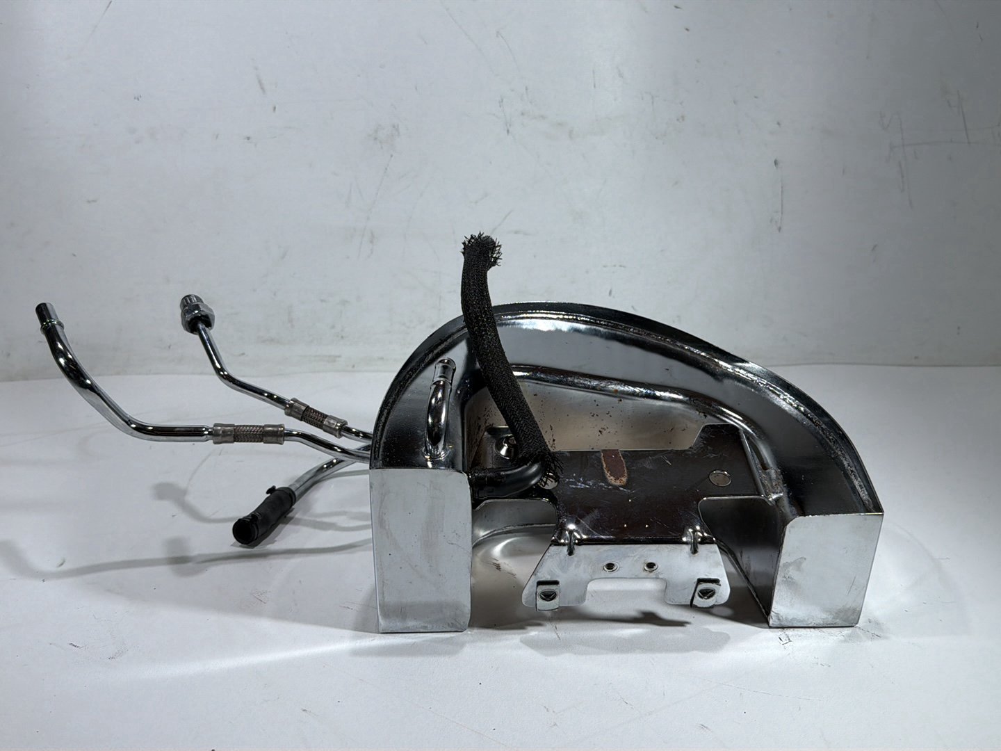 2011 Harley Heritage Softail Classic FLSTC OEM Oil Tank Reservoir Bottle Canister & Dipstick