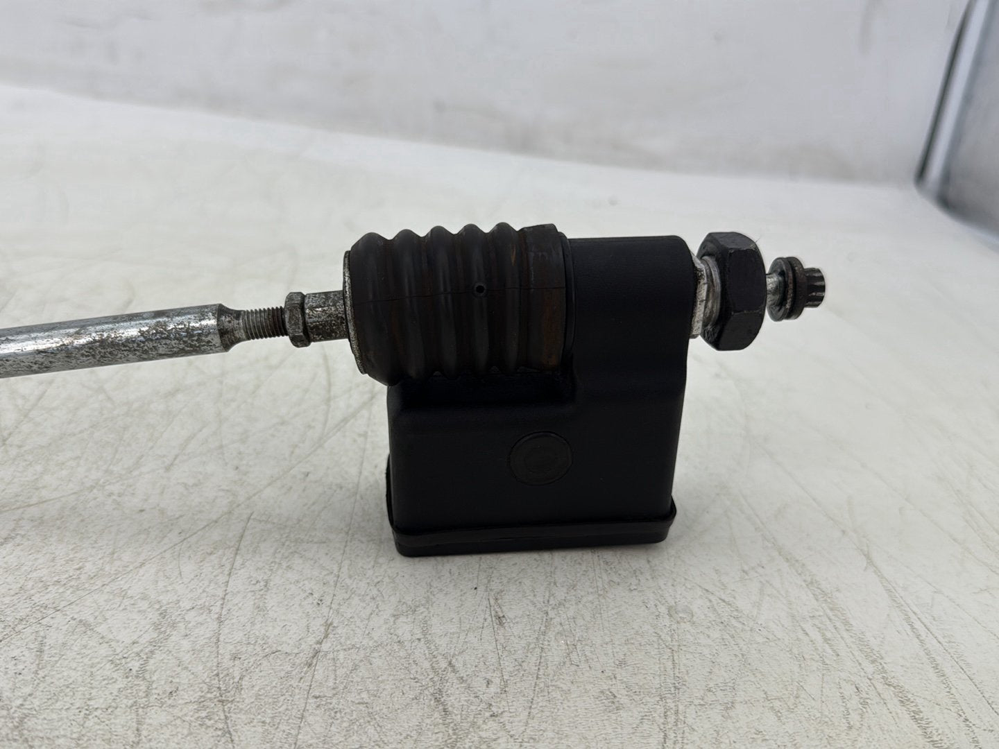 2004 Harley Dyna Super Glide FXDI OEM Rear Brake Master Cylinder Reservoir