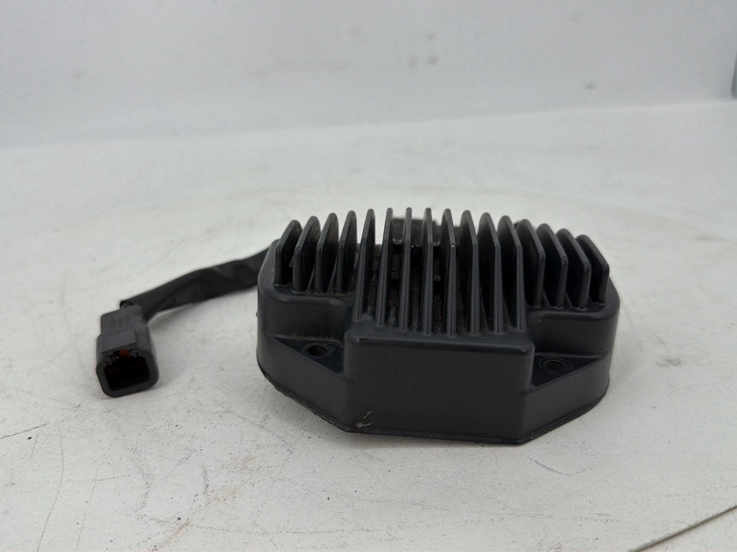 2007 - 2017 Harley-Davidson Dyna Super Glide Custom Voltage Regulator Rectifier  74631-06