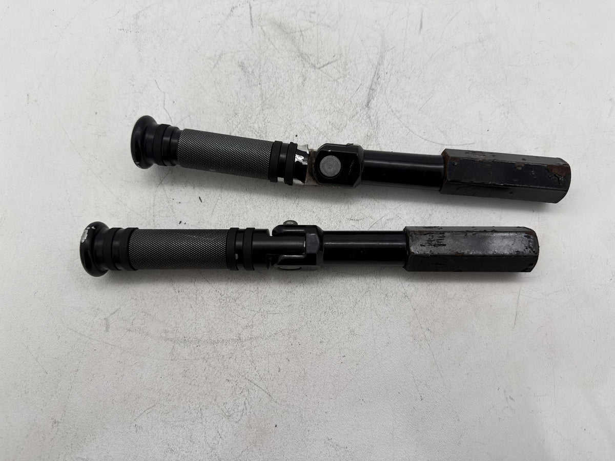 2008 Harley Softail Custom FXSTC OEM Passenger Left & Right Foot Pegs