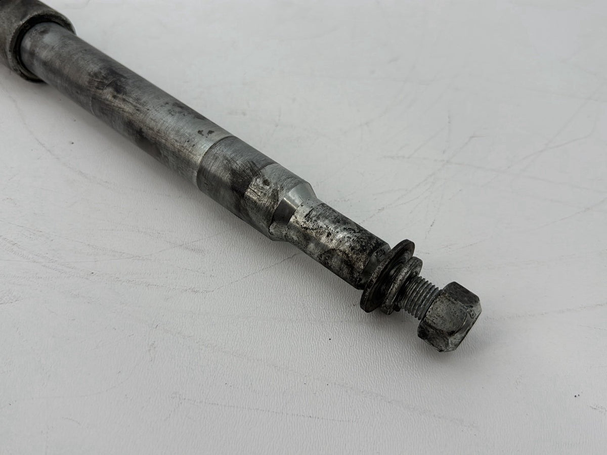 1999 - 2006 Harley-Davidson Touring Electra Glide Classic Front Wheel Axle Bolt Shaft 43364-00