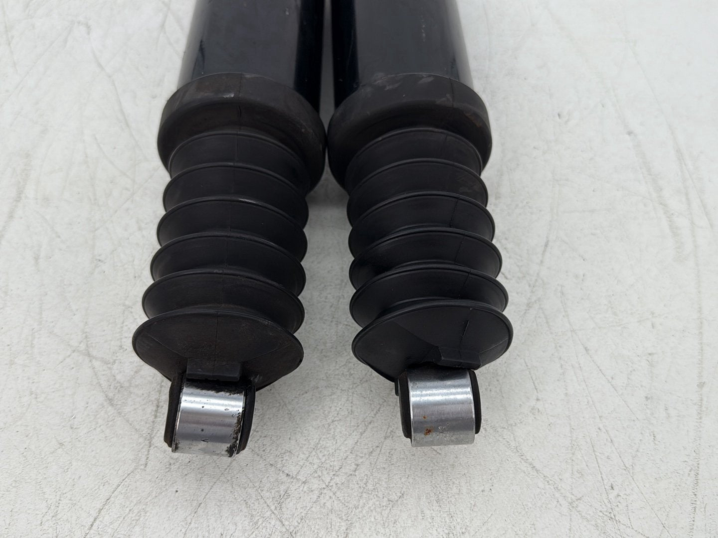 2000 Harley Touring Electra Glide Ultra OEM Rear Left Right Shock Absorbers 13"
