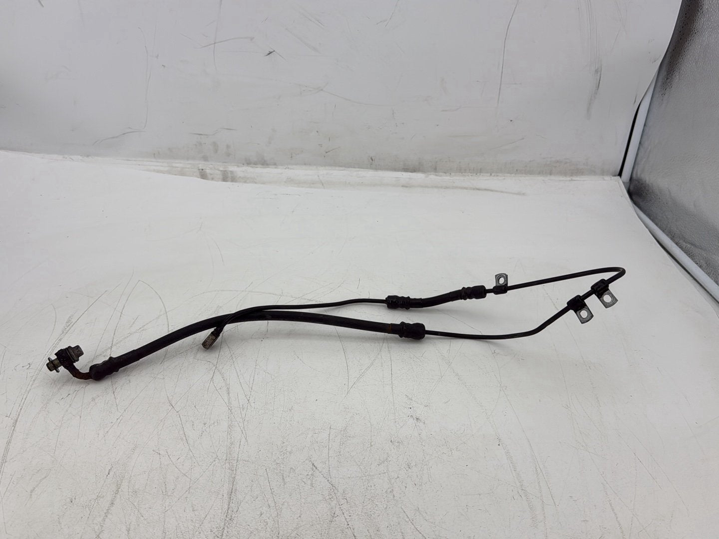 2006 Harley Softail FLSTCI Heritage Classic OEM Front Brake Hose Line Pipe