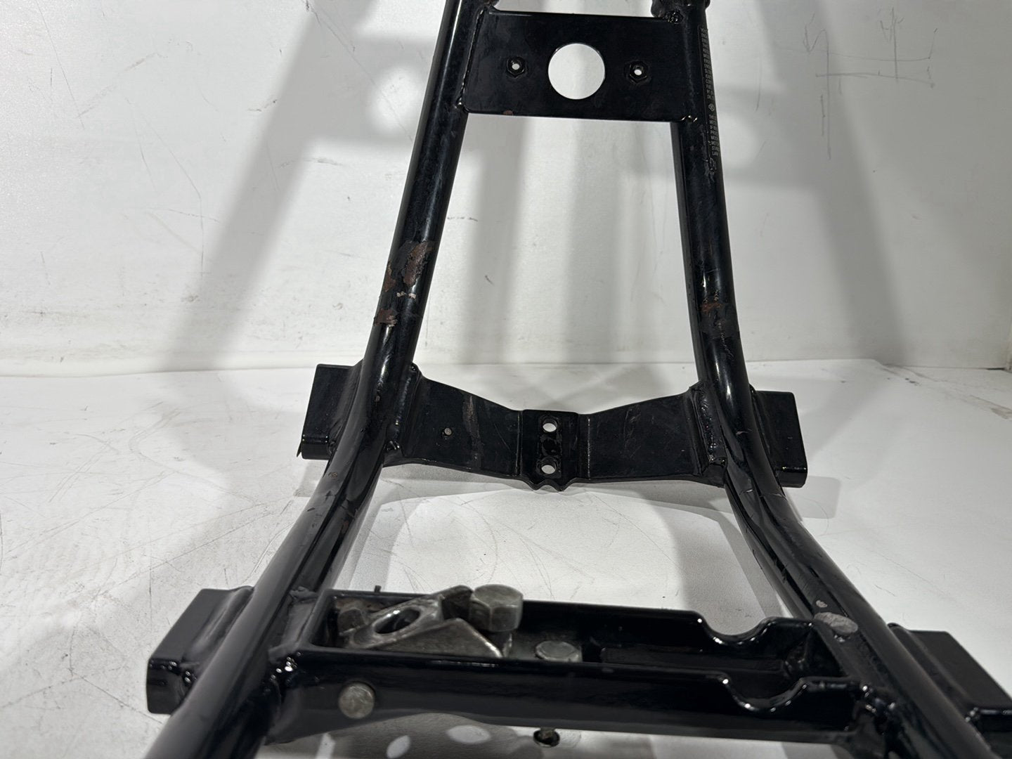 2000 Harley Dyna FXDWG Wide Glide OEM Body Main Frame Chassis CLN CLR