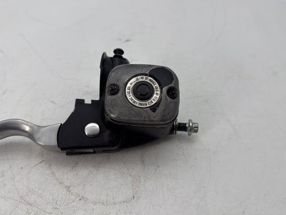 2007 Harley Touring FLHTP Electra Glide Police OEM Front Right Brake Lever Master Cylinder