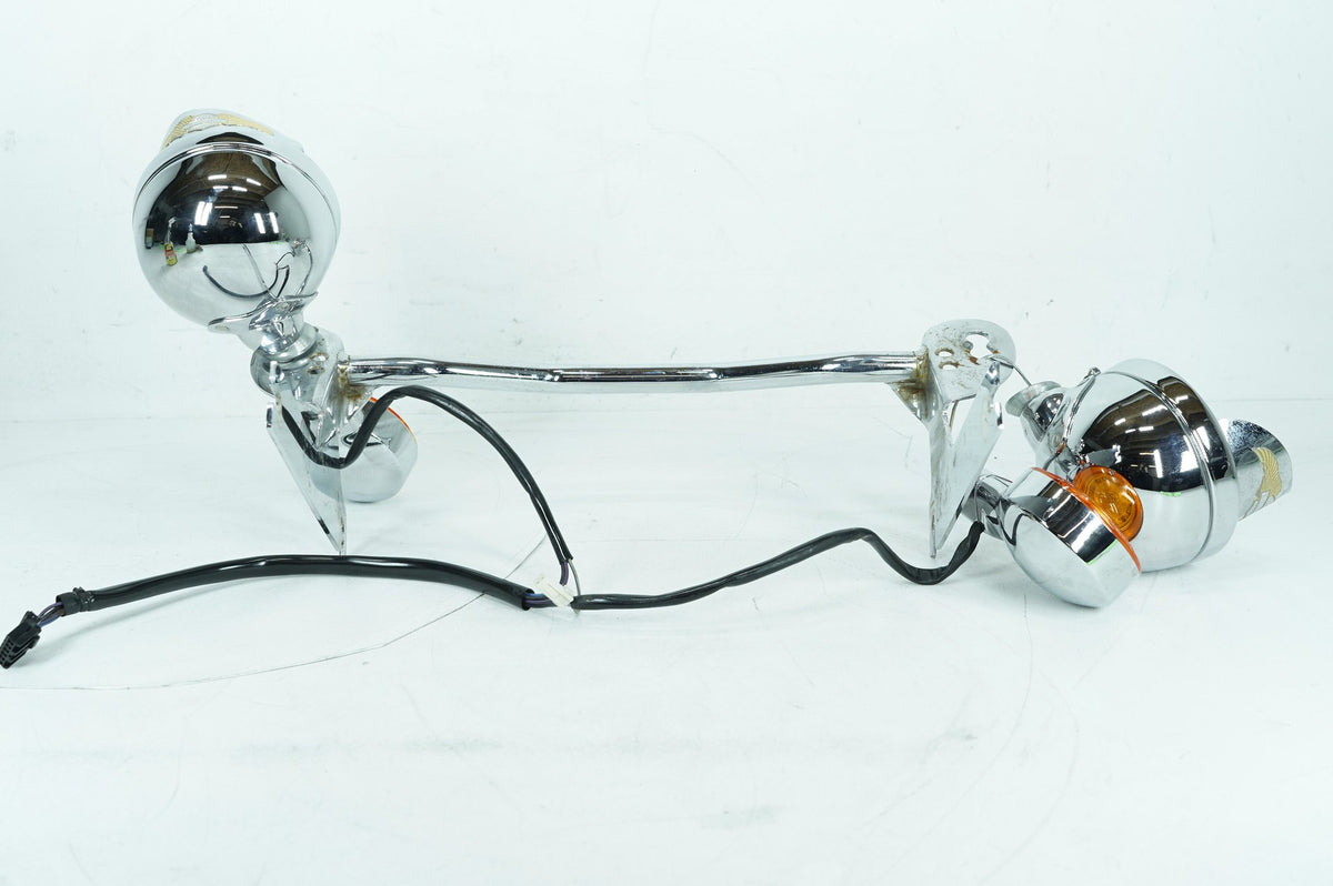 00 Harley Touring Electra Classic OEM Front Turn Signal Indicators Aux Light Bar