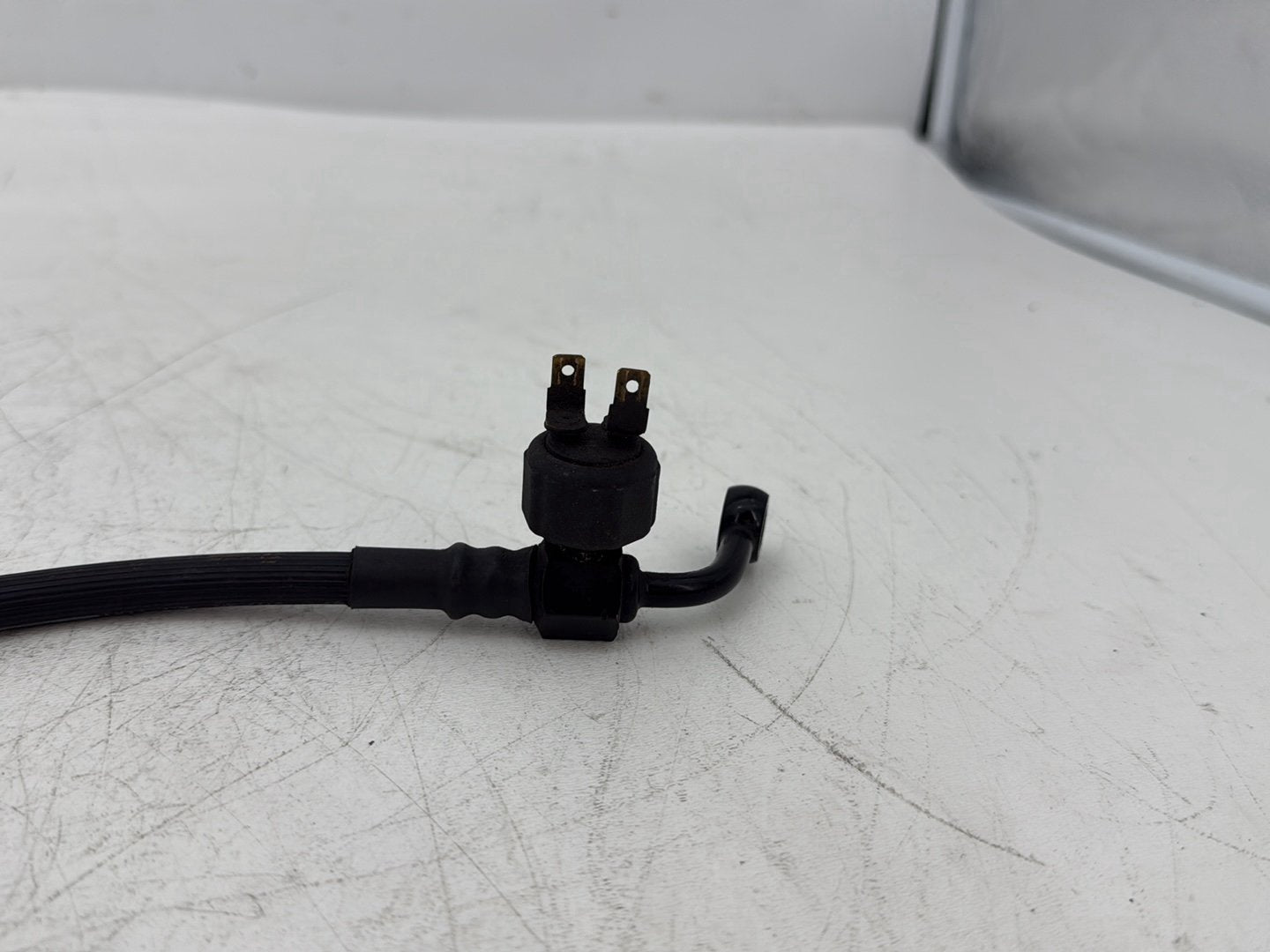 2005 Harley Dyna FXDWG Wide Glide OEM Rear Brake Hose Line Pipe