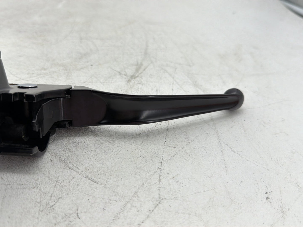 2009 Harley Dyna Street Bob FXDB OEM Front Right Brake Lever Master Cylinder